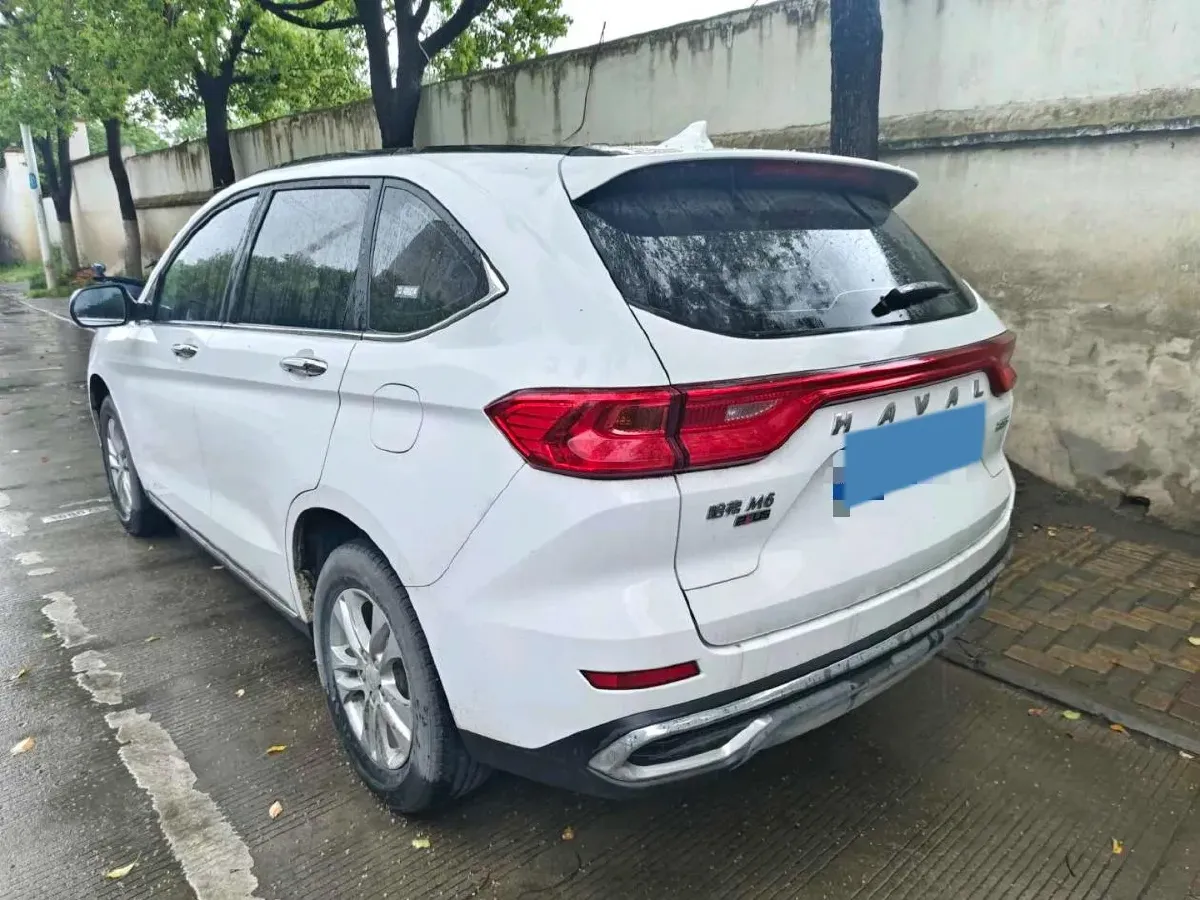2023 Haval M6 1.5T 150HP L4 7DCT,autocango,china used car exporter,china ev exporter,chinese used car exporter,chinese used ev exporter