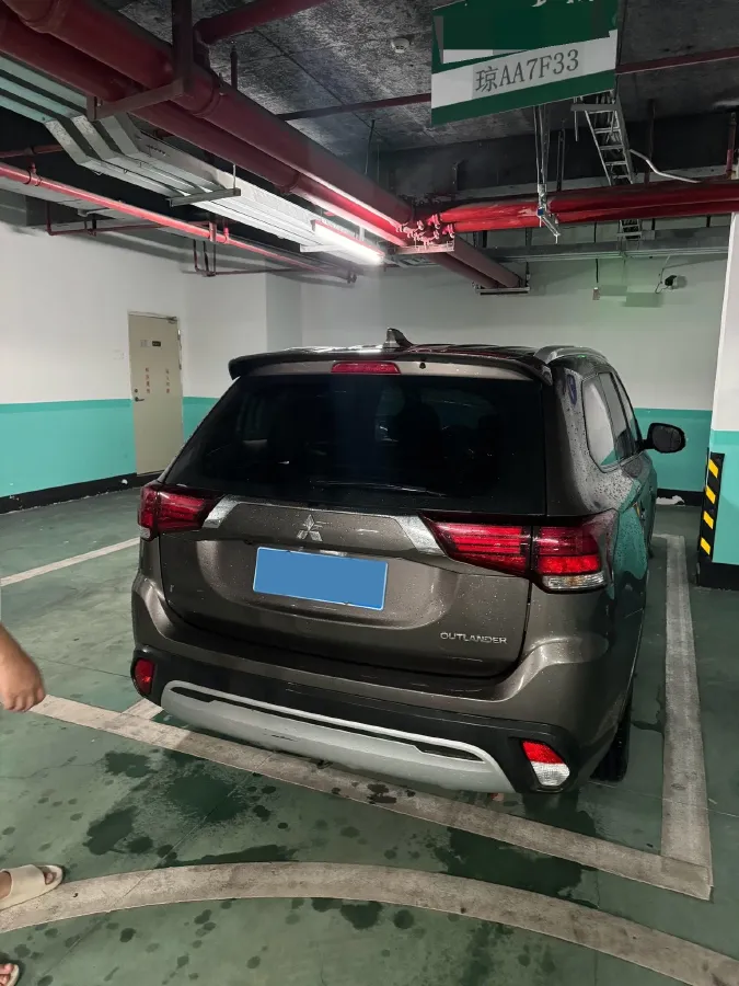 2019 Mitsubishi Outlander 2.0L 166HP L4 CVT,autocango,china used car exporter,china ev exporter,chinese used car exporter,chinese used ev exporter