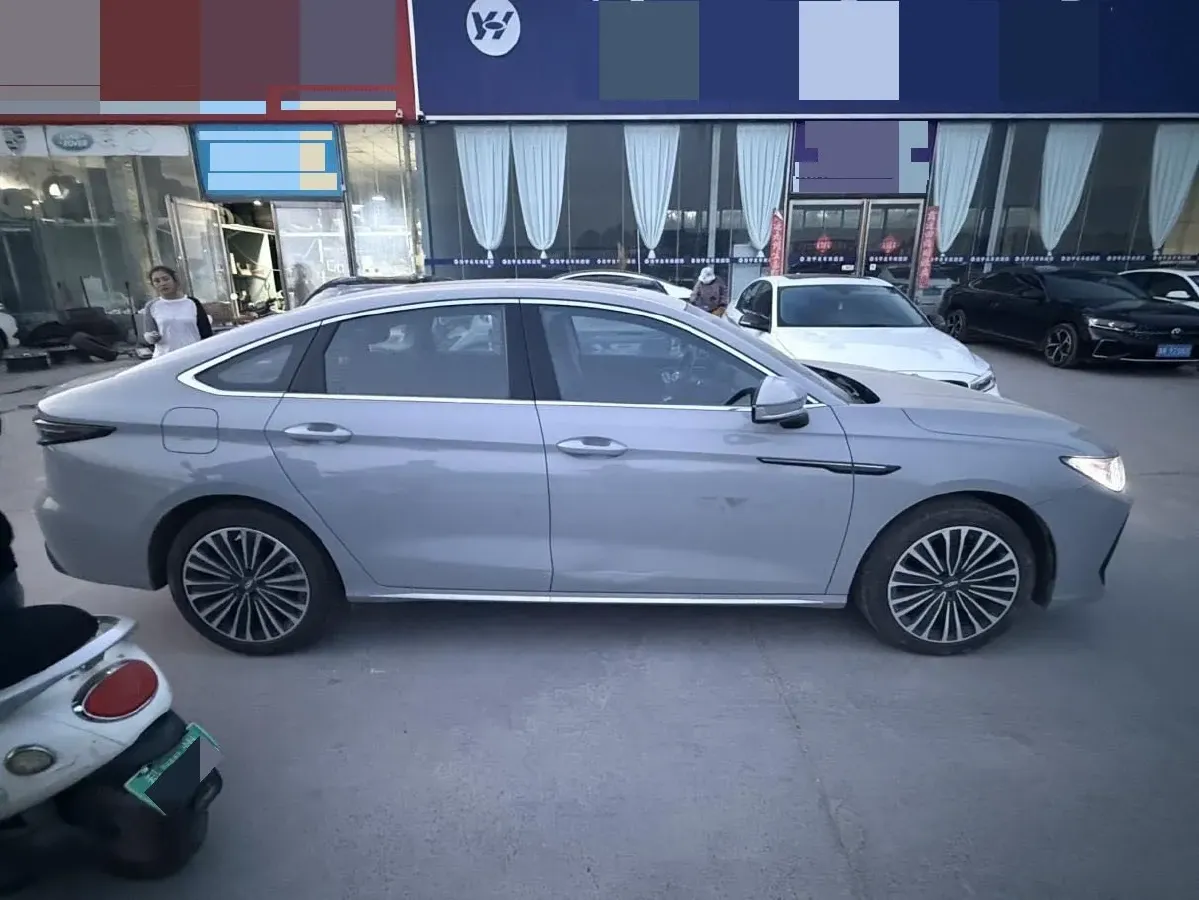 2025 Fulwin FulwinA8L 1.5T 156HP L4 1DHT PHEV 18.67KWH,autocango,china used car exporter,china ev exporter,chinese used car exporter,chinese used ev exporter