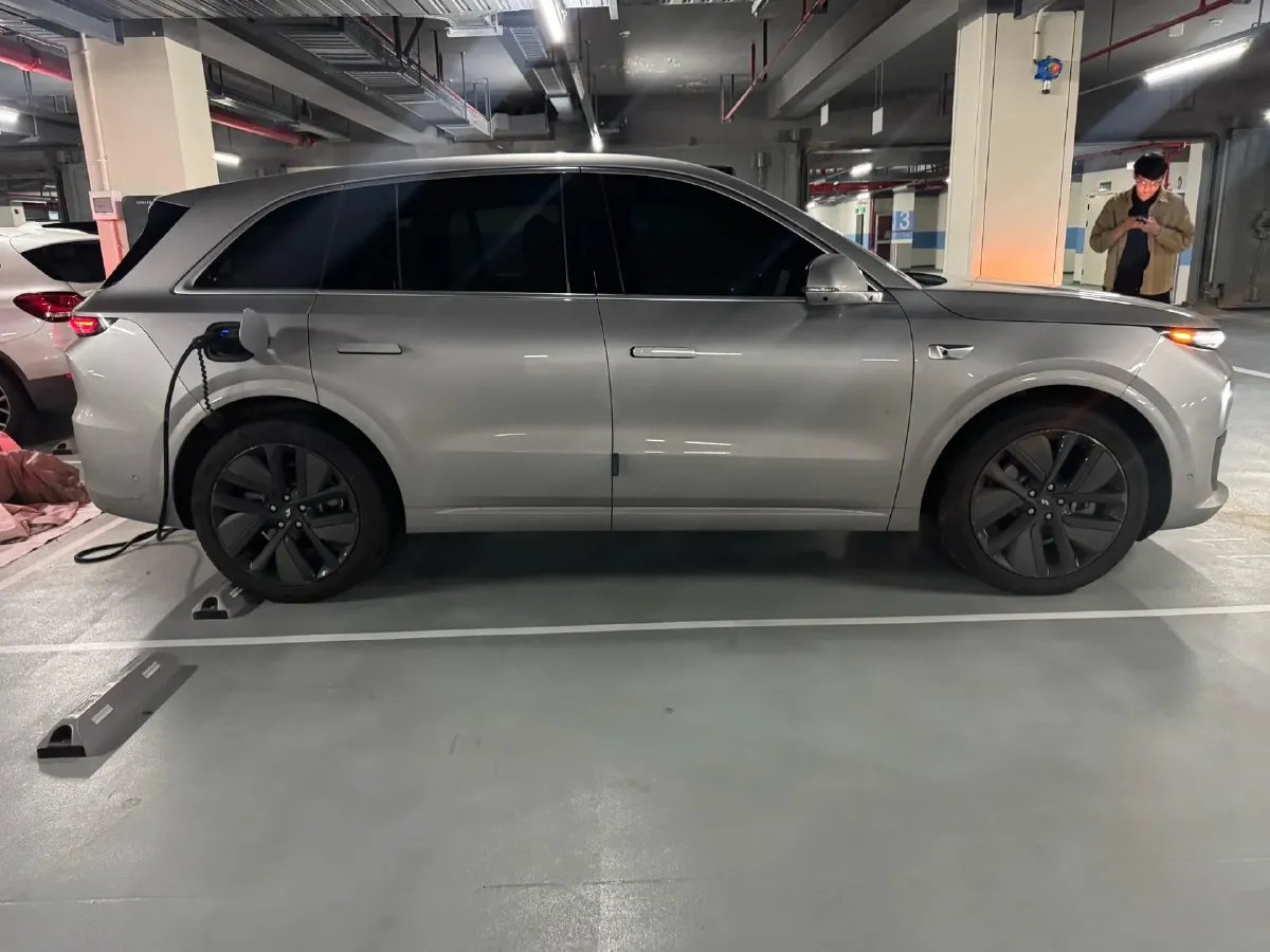 2024 Li L6 Range Extended 154HP L4 REEV 36.8KWH,autocango,china used car exporter,china ev exporter,chinese used car exporter,chinese used ev exporter