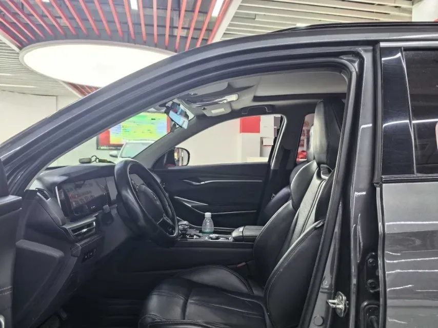 2021 ChangAn CS75 Plus 2.0T 233HP L4 8AT,autocango,china used car exporter,china ev exporter,chinese used car exporter,chinese used ev exporter