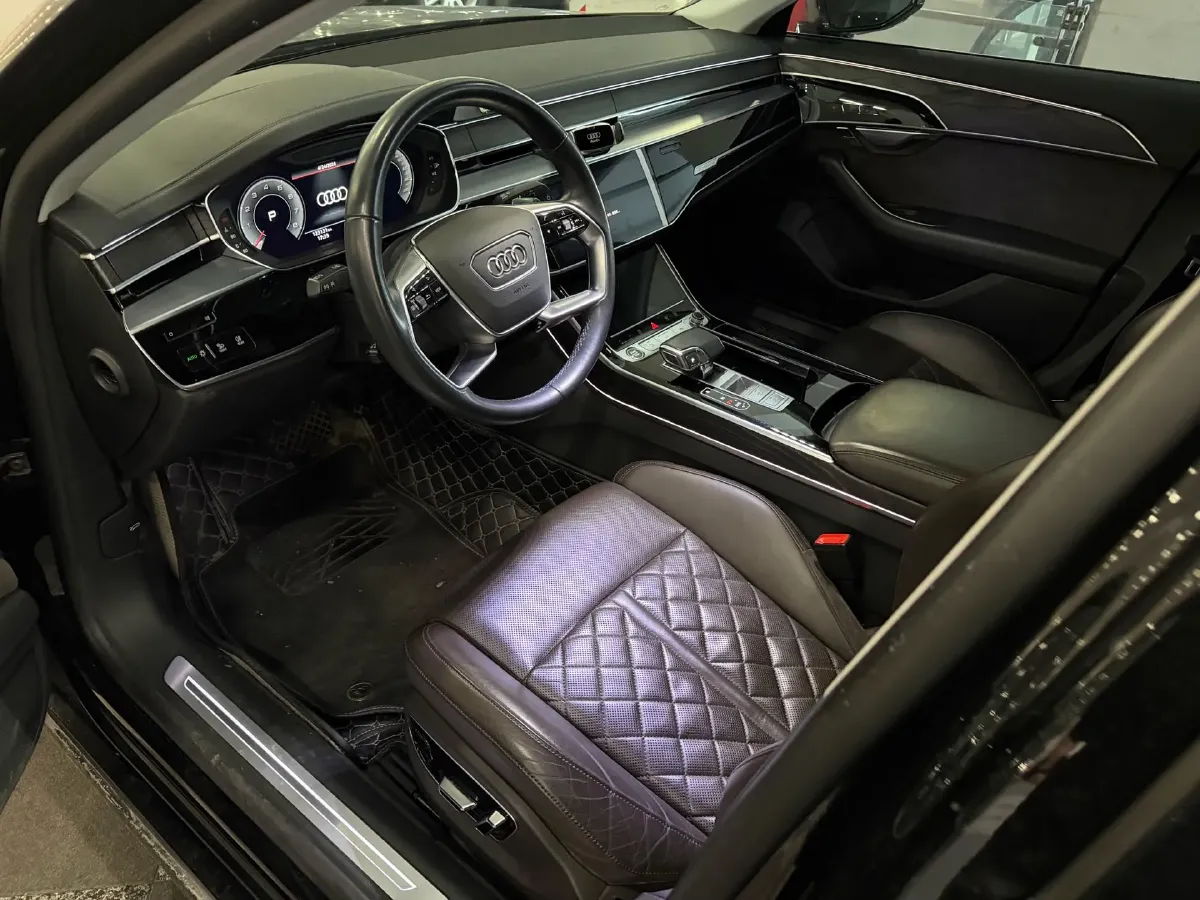 2021 Audi A8 3.0T 286HP V6 8AT,autocango,china used car exporter,china ev exporter,chinese used car exporter,chinese used ev exporter