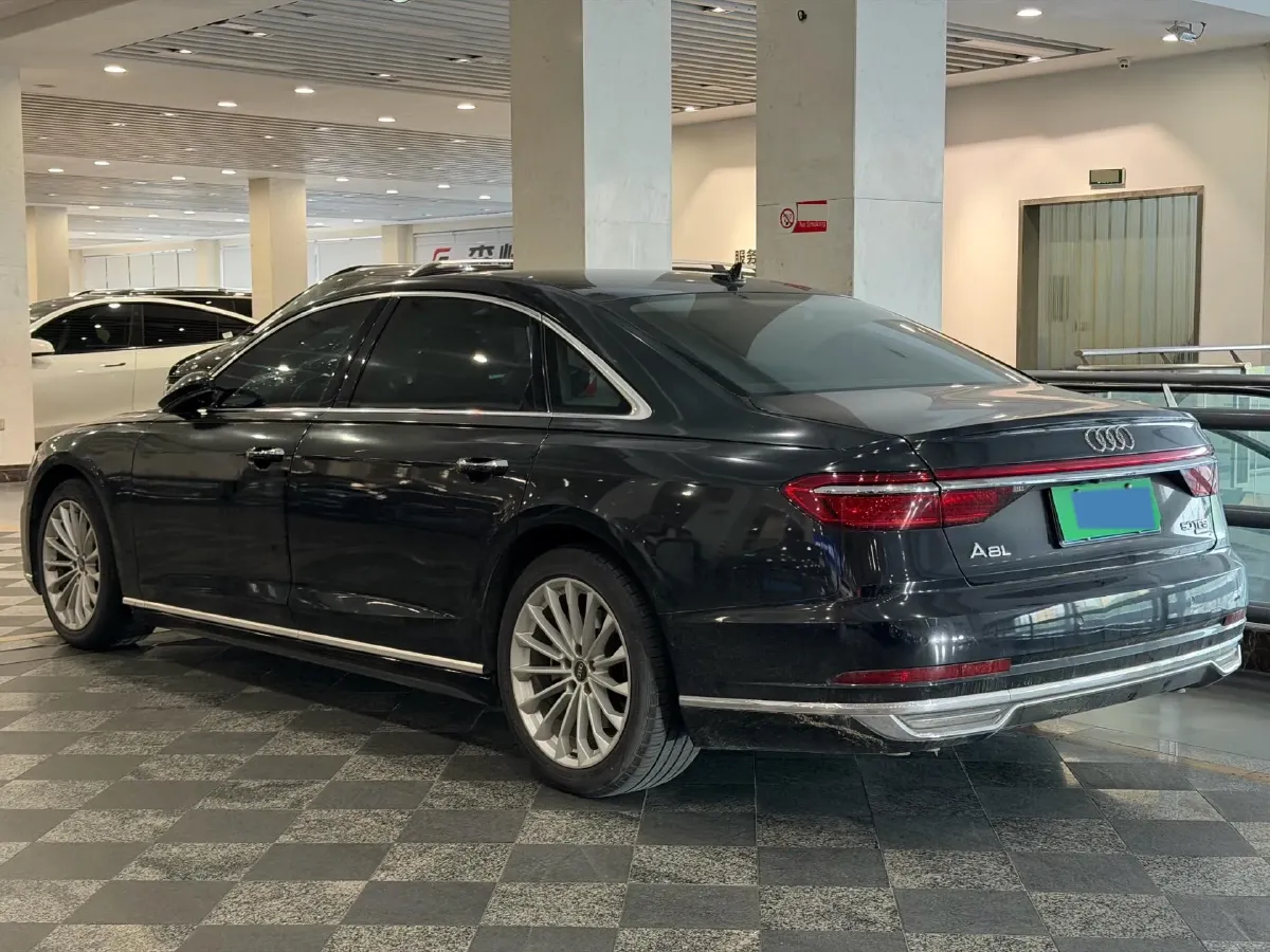 2021 Audi A8 3.0T 286HP V6 8AT,autocango,china used car exporter,china ev exporter,chinese used car exporter,chinese used ev exporter