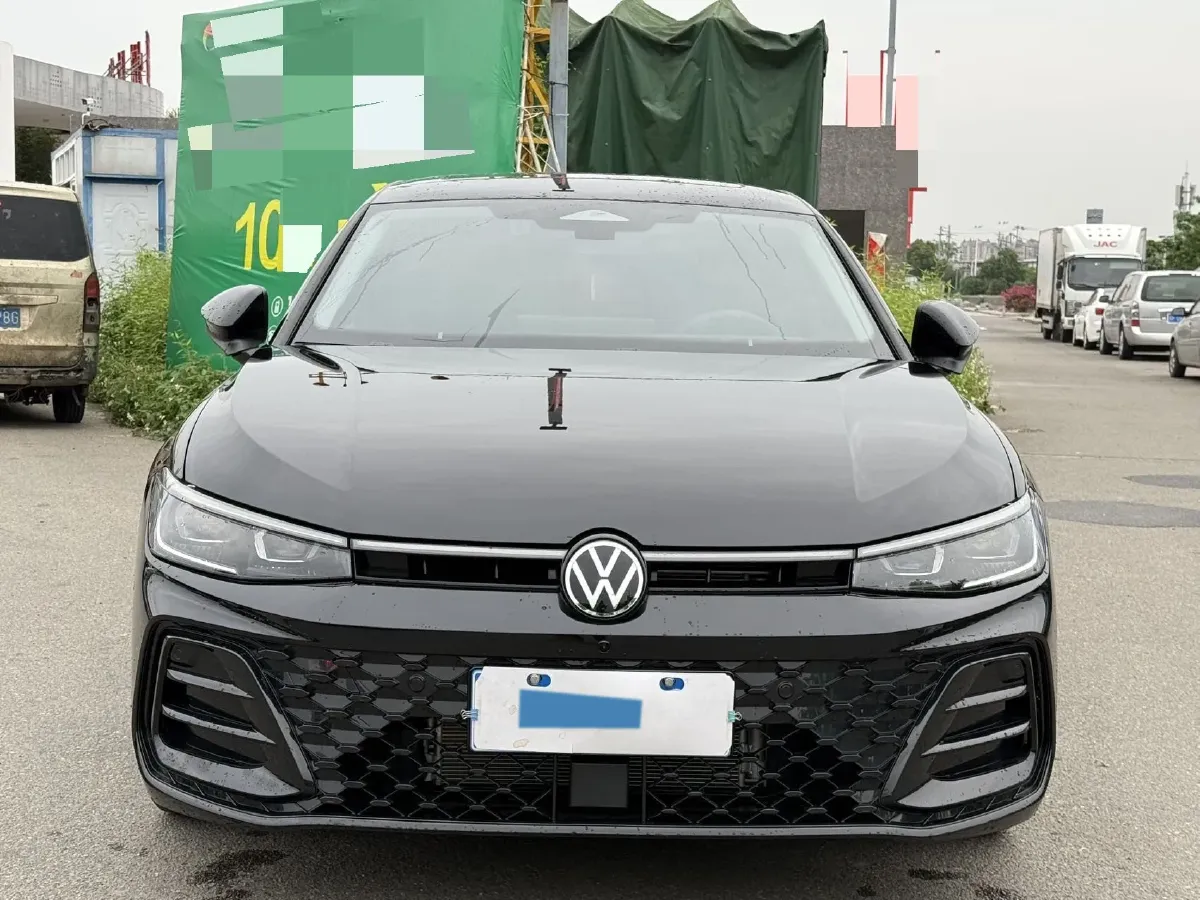 2026 Volkswagen Passat 2.0T 220HP L4 7DCT,autocango,china used car exporter,china ev exporter,chinese used car exporter,chinese used ev exporter