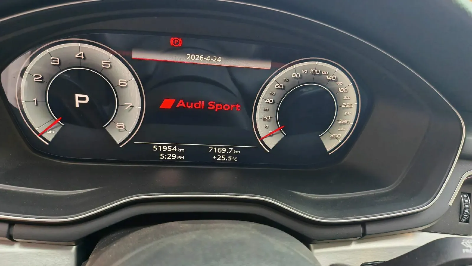 2021 Audi A4L 2.0T 190HP L4 7DCT,autocango,china used car exporter,china ev exporter,chinese used car exporter,chinese used ev exporter