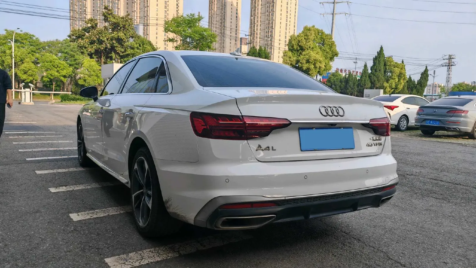 2021 Audi A4L 2.0T 190HP L4 7DCT,autocango,china used car exporter,china ev exporter,chinese used car exporter,chinese used ev exporter