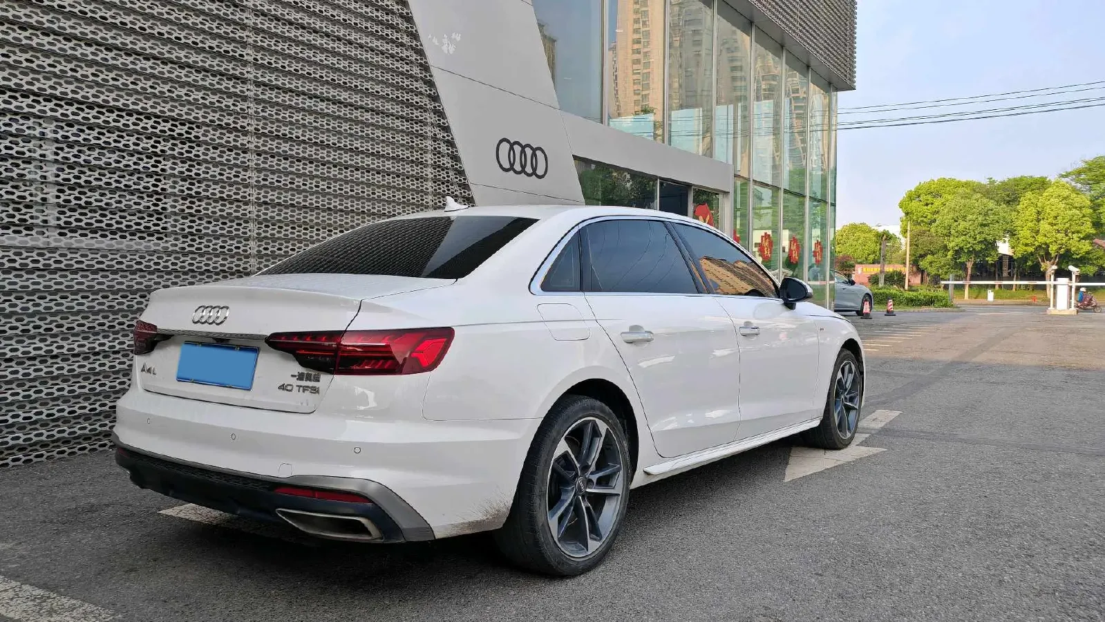 2021 Audi A4L 2.0T 190HP L4 7DCT,autocango,china used car exporter,china ev exporter,chinese used car exporter,chinese used ev exporter