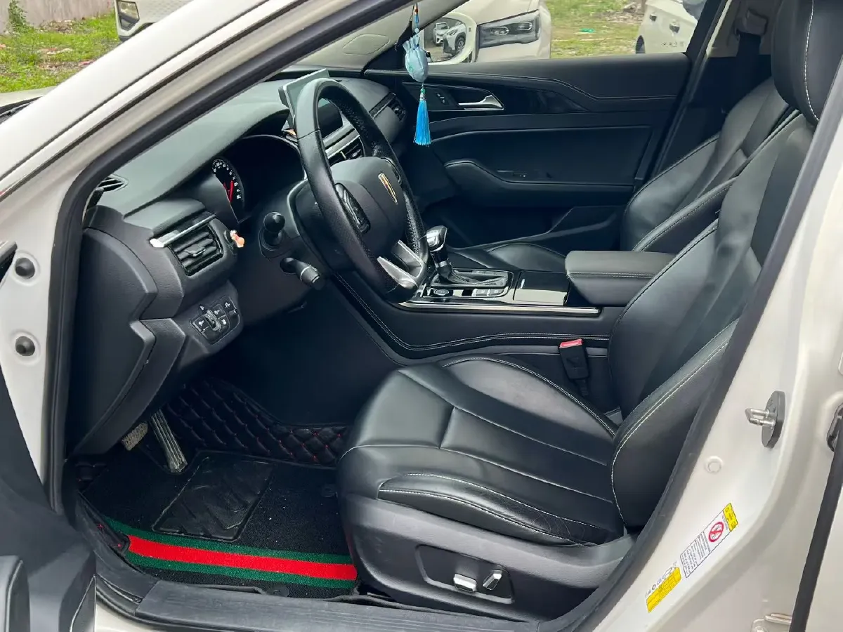 2019 HongQi H5 1.8T 180HP L4 6AT,autocango,china used car exporter,china ev exporter,chinese used car exporter,chinese used ev exporter