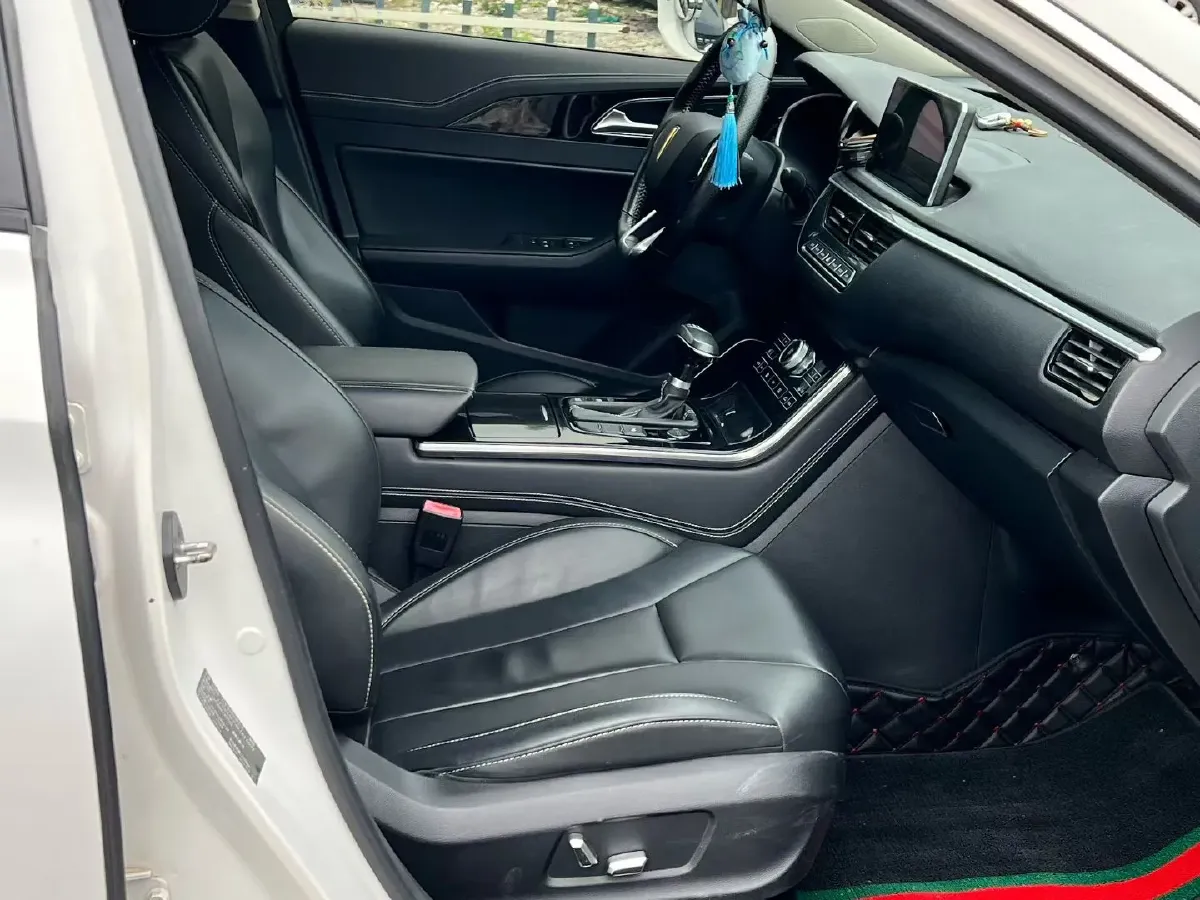 2019 HongQi H5 1.8T 180HP L4 6AT,autocango,china used car exporter,china ev exporter,chinese used car exporter,chinese used ev exporter