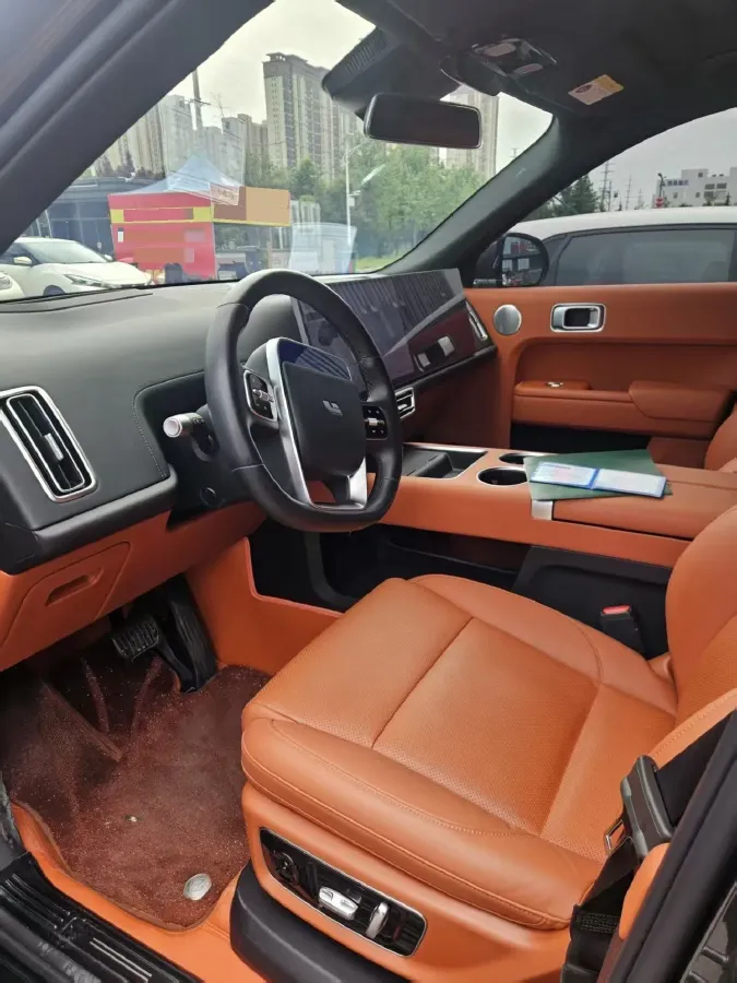 2024 Volvo S60 2.0T 197HP L4 7DCT,autocango,china used car exporter,china ev exporter,chinese used car exporter,chinese used ev exporter