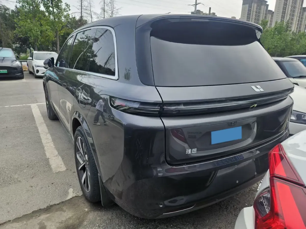 2024 Volvo S60 2.0T 197HP L4 7DCT,autocango,china used car exporter,china ev exporter,chinese used car exporter,chinese used ev exporter