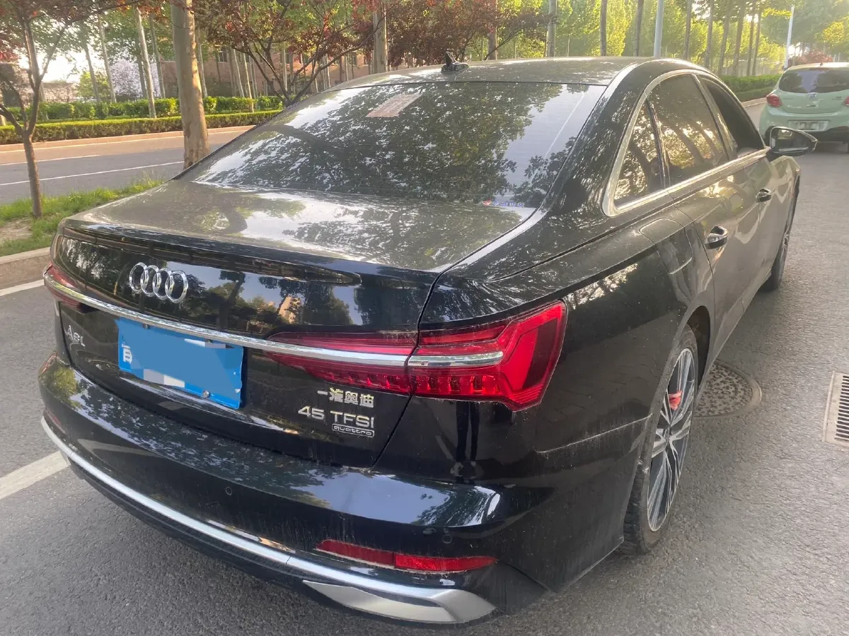 2023 Audi A6L 2.0T 190HP L4 7DCT,autocango,china used car exporter,china ev exporter,chinese used car exporter,chinese used ev exporter