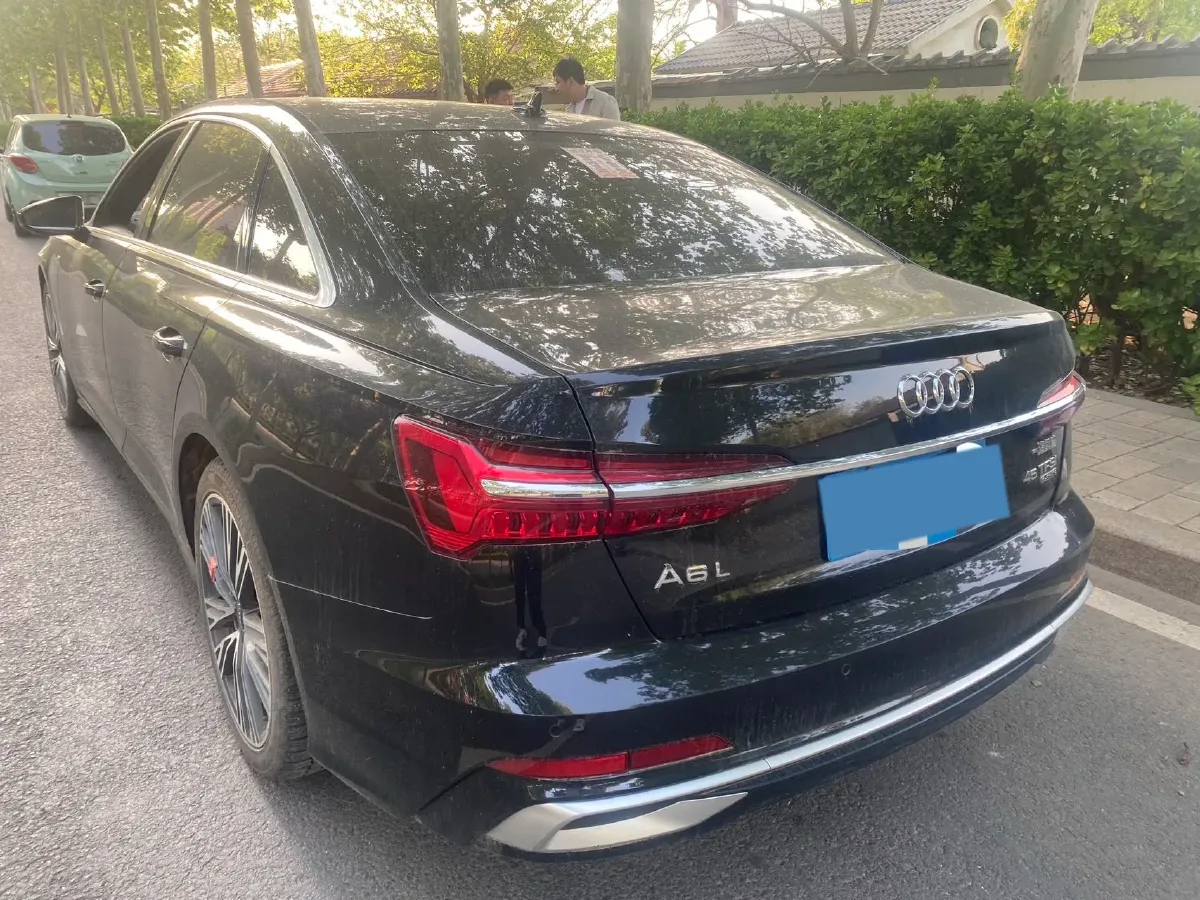 2023 Audi A6L 2.0T 190HP L4 7DCT,autocango,china used car exporter,china ev exporter,chinese used car exporter,chinese used ev exporter