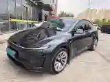 2025 Tesla Model Y BEV