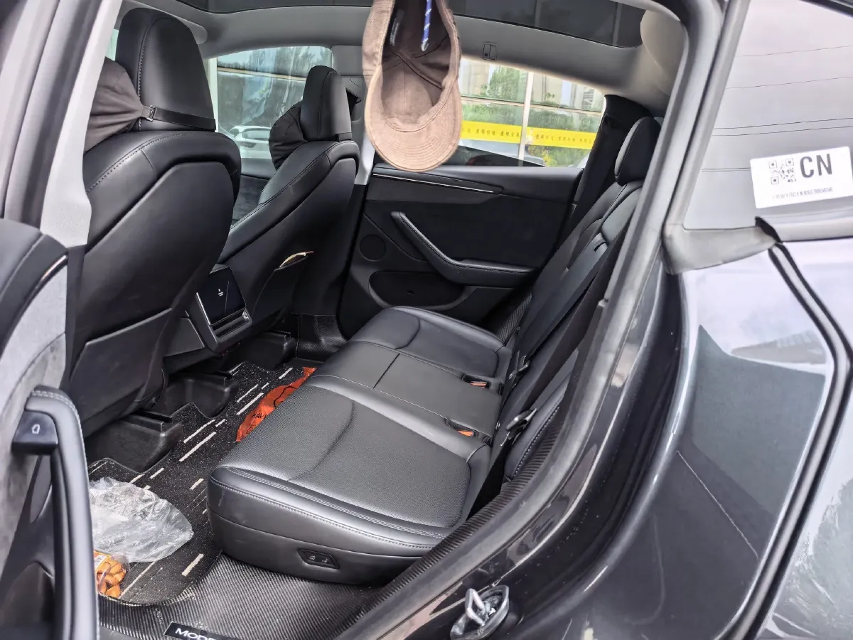 2025 Tesla Model Y BEV,autocango,china used car exporter,china ev exporter,chinese used car exporter,chinese used ev exporter