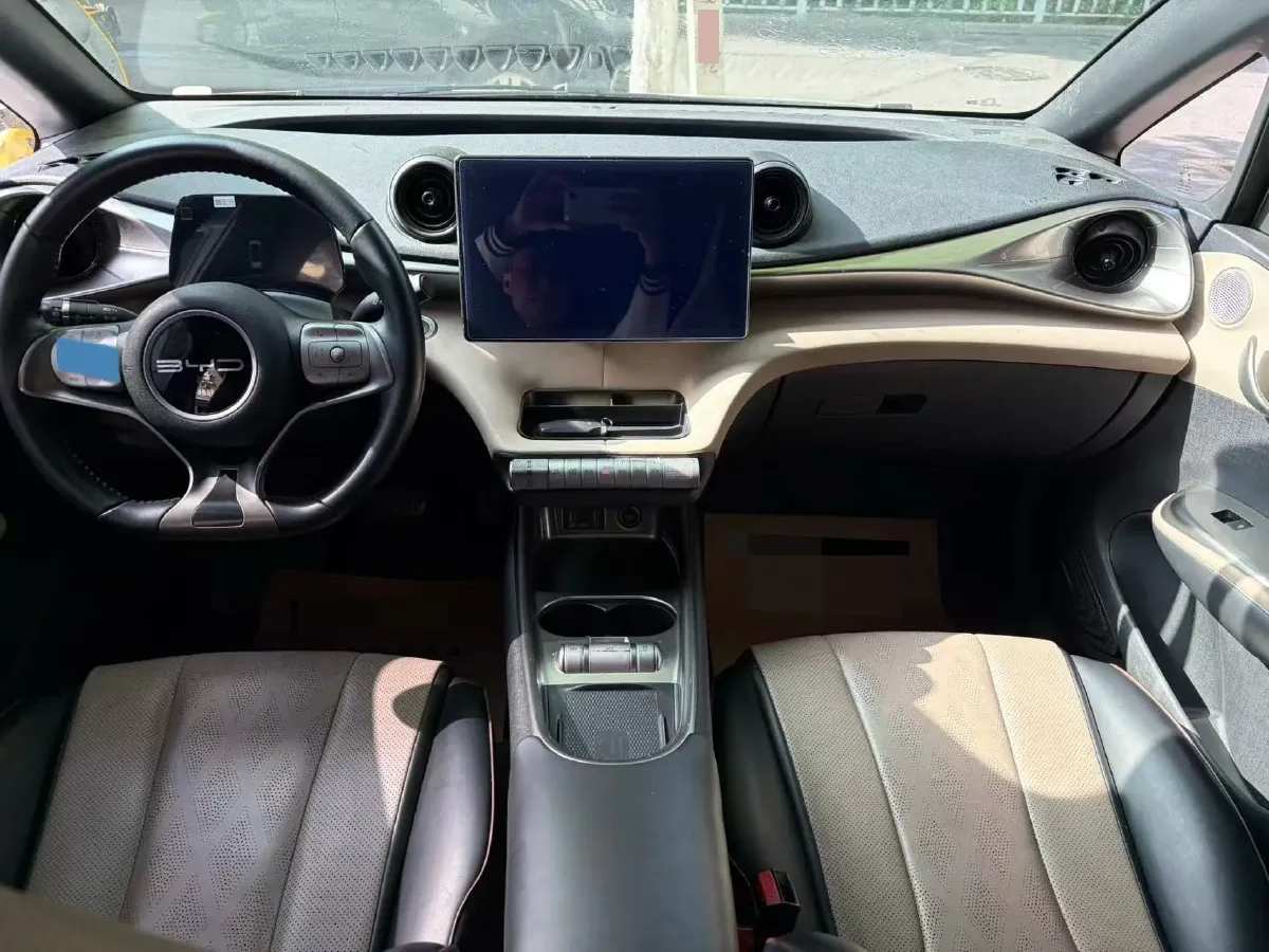 2023 BYD Dolphin BEV 44.928KWH,autocango,china used car exporter,china ev exporter,chinese used car exporter,chinese used ev exporter