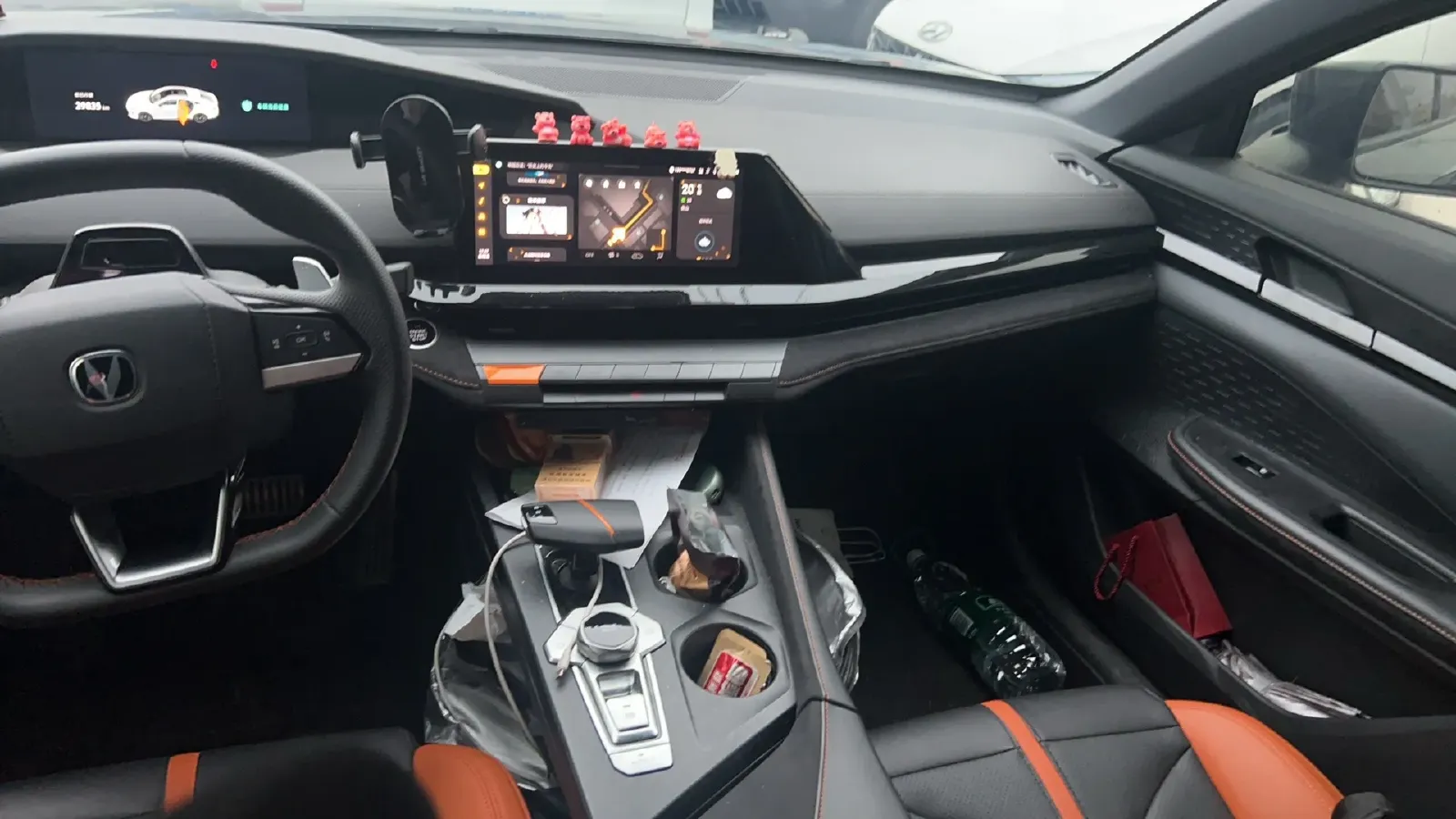 2024 ChangAn UNI-V 1.5T 188HP L4 7DCT,autocango,china used car exporter,china ev exporter,chinese used car exporter,chinese used ev exporter