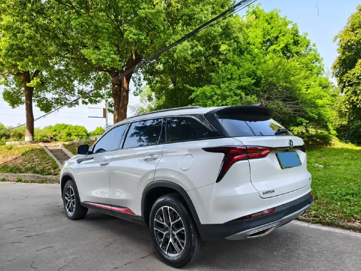 2022 ChangAn CS75 Plus 1.5T 178HP L4 6AT,autocango,china used car exporter,china ev exporter,chinese used car exporter,chinese used ev exporter