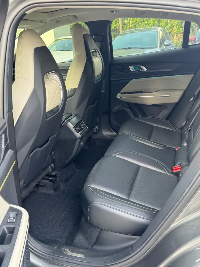 2022 LYNK&CO 05 2.0T 254HP L4 8AT,autocango,china used car exporter,china ev exporter,chinese used car exporter,chinese used ev exporter