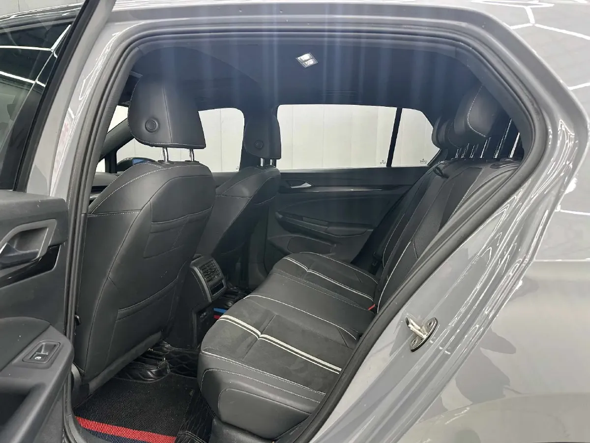 2021 Volkswagen Golf 1.4T 150HP L4 7DCT,autocango,china used car exporter,china ev exporter,chinese used car exporter,chinese used ev exporter