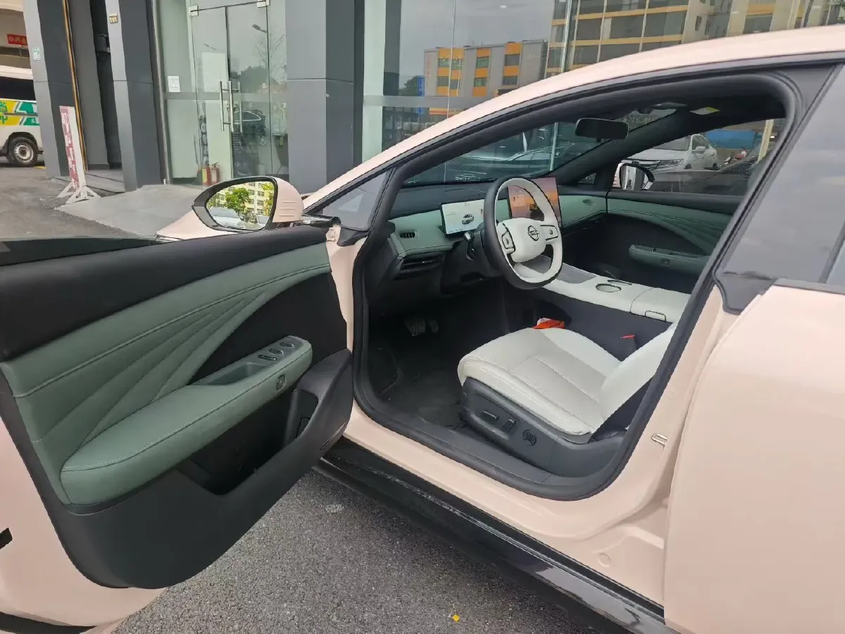 2025 Nissan N7 BEV 73KWH,autocango,china used car exporter,china ev exporter,chinese used car exporter,chinese used ev exporter