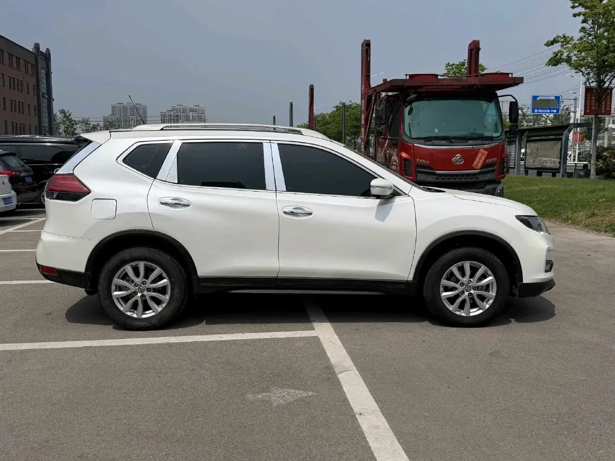 2021 Nissan X-Trail 2.0L 151HP L4 CVT,autocango,china used car exporter,china ev exporter,chinese used car exporter,chinese used ev exporter