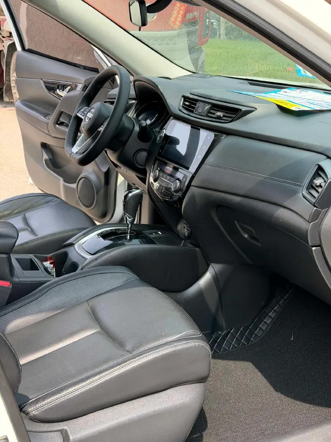 2021 Nissan X-Trail 2.0L 151HP L4 CVT,autocango,china used car exporter,china ev exporter,chinese used car exporter,chinese used ev exporter