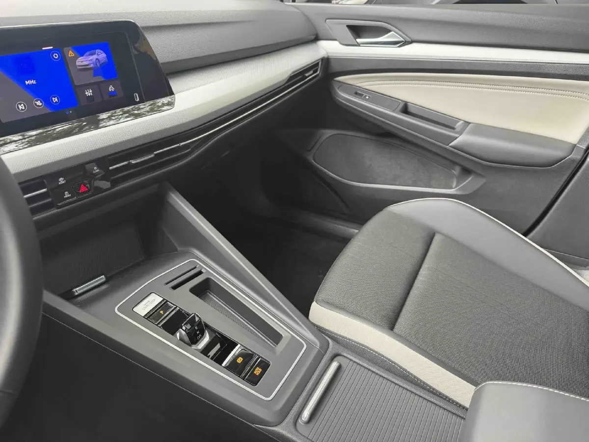 2021 Volkswagen Golf 1.4T 150HP L4 7DCT,autocango,china used car exporter,china ev exporter,chinese used car exporter,chinese used ev exporter