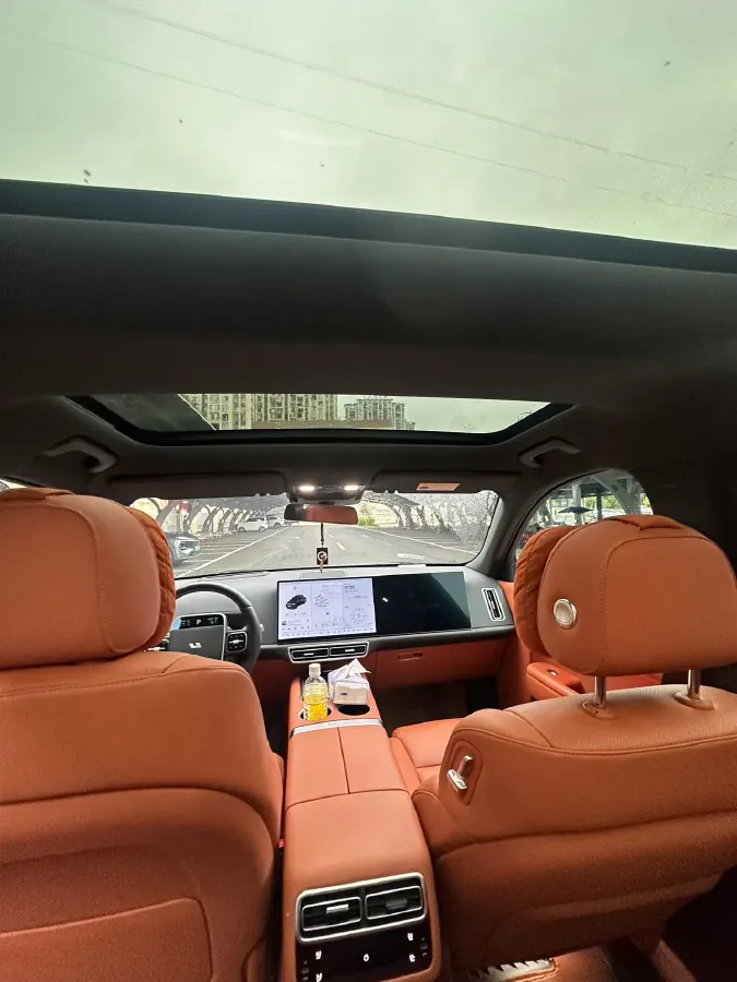 2024 Li L8 Range Extended 154HP REEV 42.8KWH,autocango,china used car exporter,china ev exporter,chinese used car exporter,chinese used ev exporter