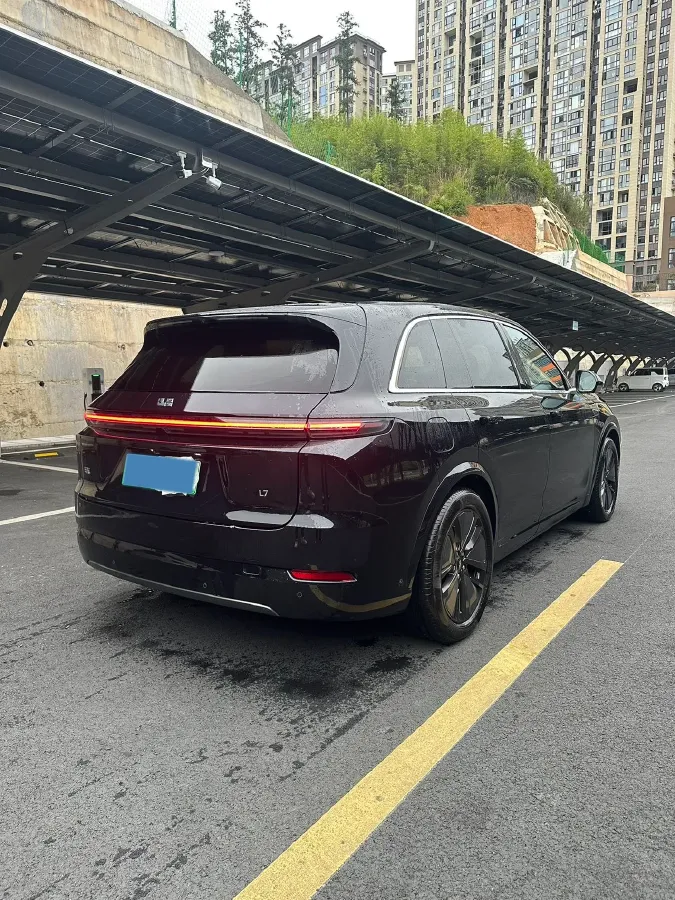 2024 Li L8 Range Extended 154HP REEV 42.8KWH,autocango,china used car exporter,china ev exporter,chinese used car exporter,chinese used ev exporter