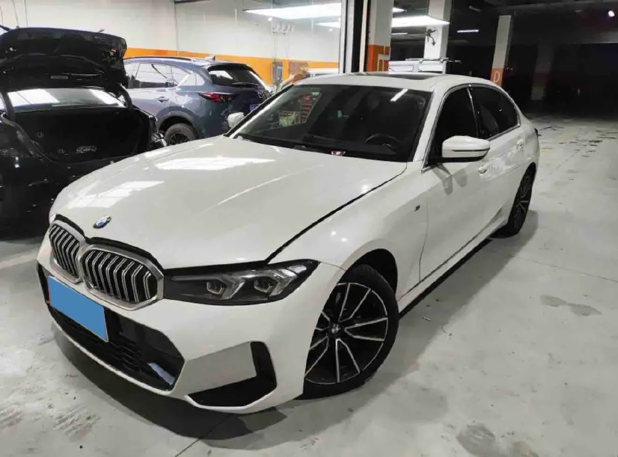 2023 BMW 3 Series 2.0T 156HP L4 8AT,autocango,china used car exporter,china ev exporter,chinese used car exporter,chinese used ev exporter