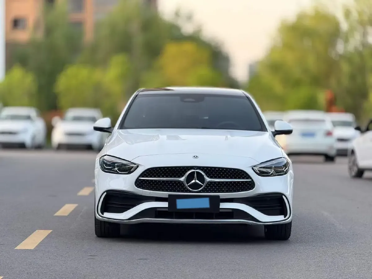 2025 Mercedes-Benz C Class 1.5T 204HP L4 9AT,autocango,china used car exporter,china ev exporter,chinese used car exporter,chinese used ev exporter