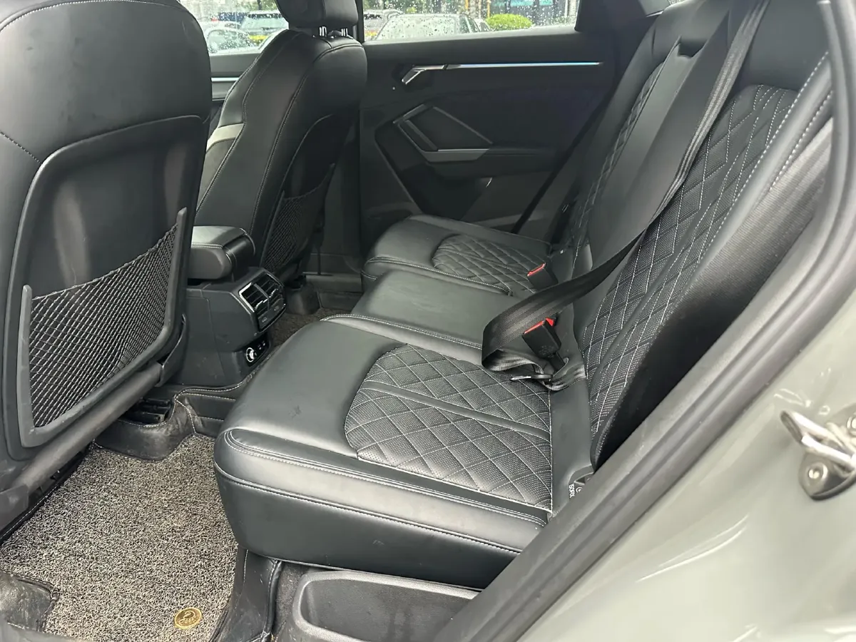 2024 Audi Q3 Sportback 2.0T 186HP L4 7DCT,autocango,china used car exporter,china ev exporter,chinese used car exporter,chinese used ev exporter