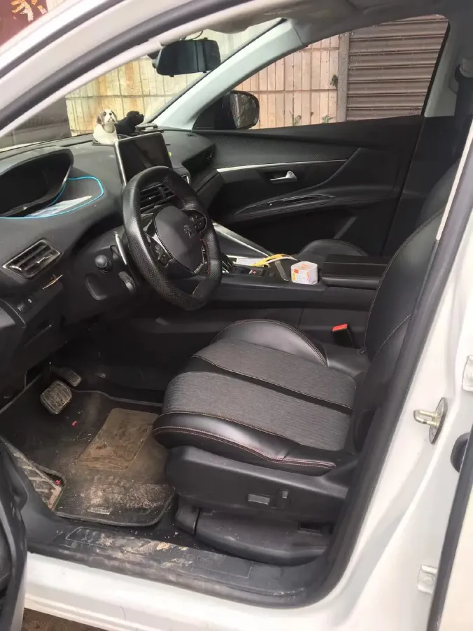 2017 Peugeot 5008 1.8T 204HP L4 6AT,autocango,china used car exporter,china ev exporter,chinese used car exporter,chinese used ev exporter