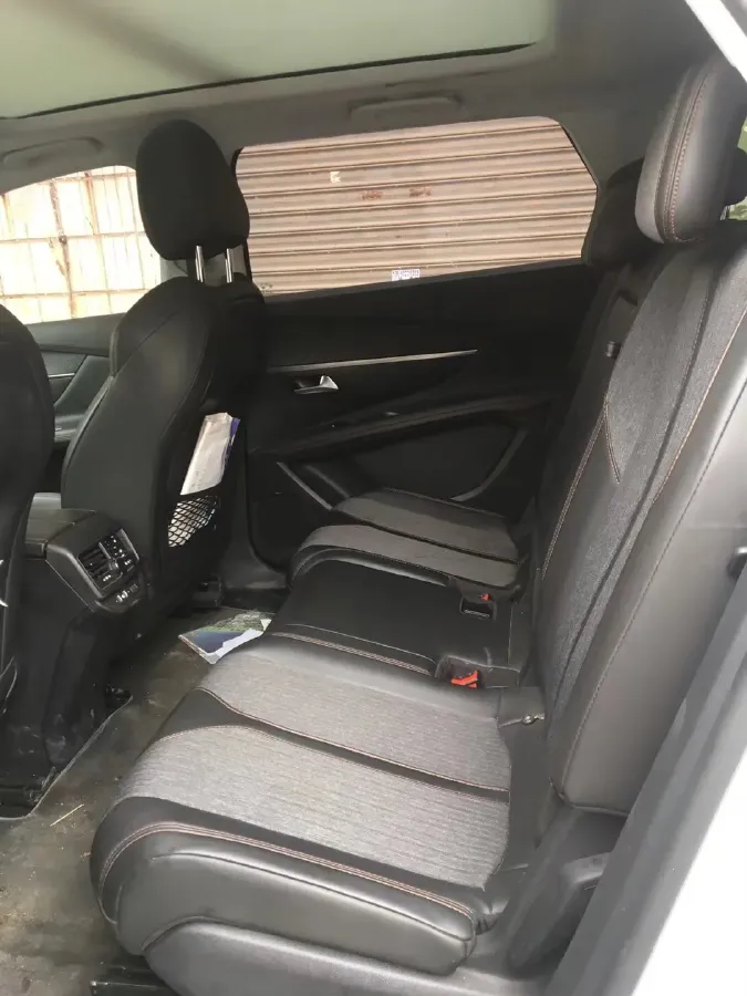 2017 Peugeot 5008 1.8T 204HP L4 6AT,autocango,china used car exporter,china ev exporter,chinese used car exporter,chinese used ev exporter