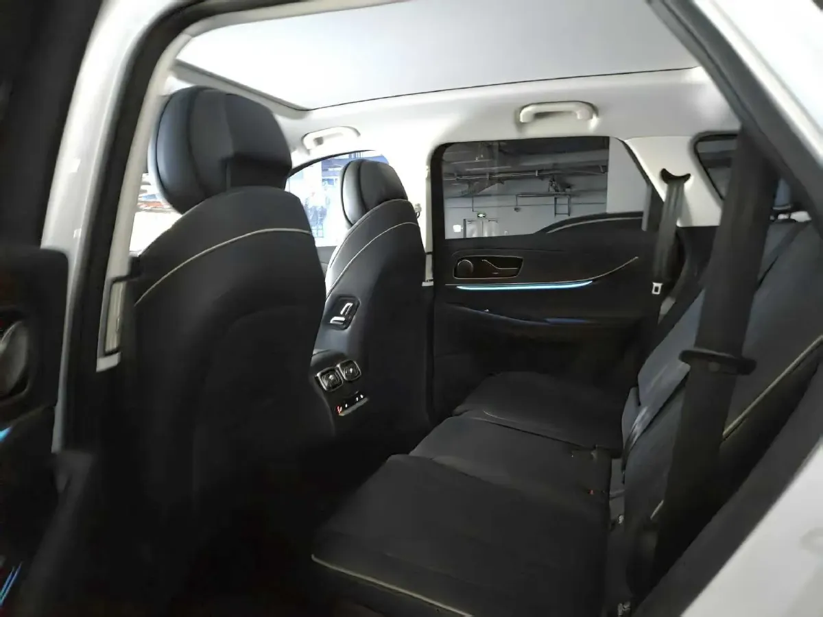 2023 Chery Tiggo 9 2.0T 261HP L4 7DCT,autocango,china used car exporter,china ev exporter,chinese used car exporter,chinese used ev exporter