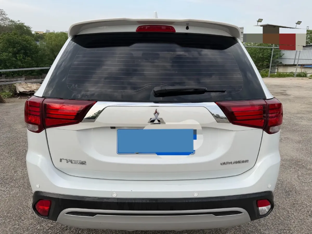 2020 Mitsubishi Outlander 2.0L 166HP L4 CVT,autocango,china used car exporter,china ev exporter,chinese used car exporter,chinese used ev exporter