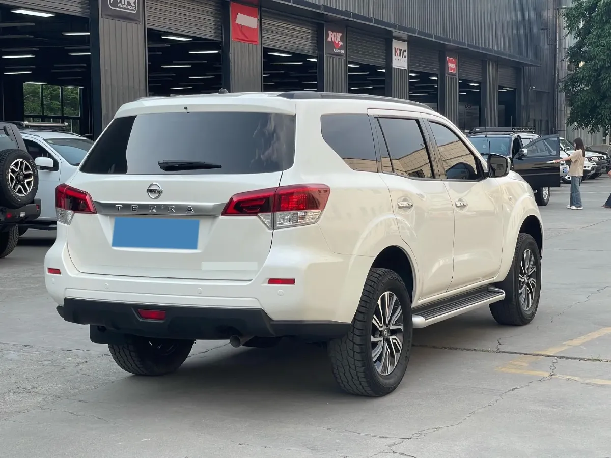 2020 Nissan Terra 2.5L 193HP L4 7AT,autocango,china used car exporter,china ev exporter,chinese used car exporter,chinese used ev exporter