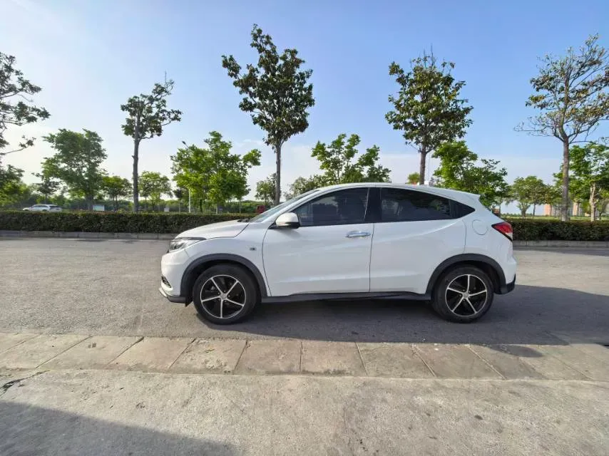 2020 Honda Vezel 1.5L 131HP L4 CVT,autocango,china used car exporter,china ev exporter,chinese used car exporter,chinese used ev exporter