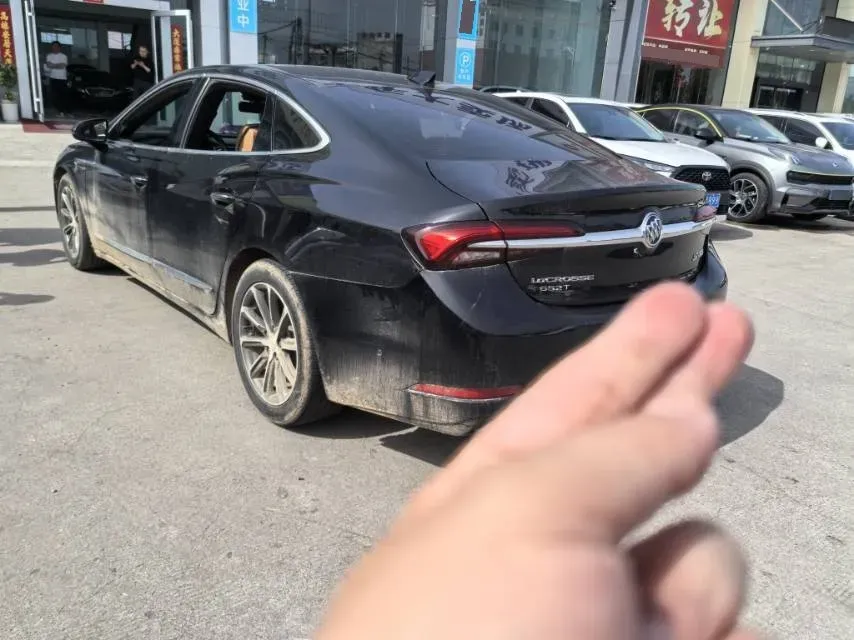 2021 Buick Larcosse 2.0T 237HP L4 9AT,autocango,china used car exporter,china ev exporter,chinese used car exporter,chinese used ev exporter