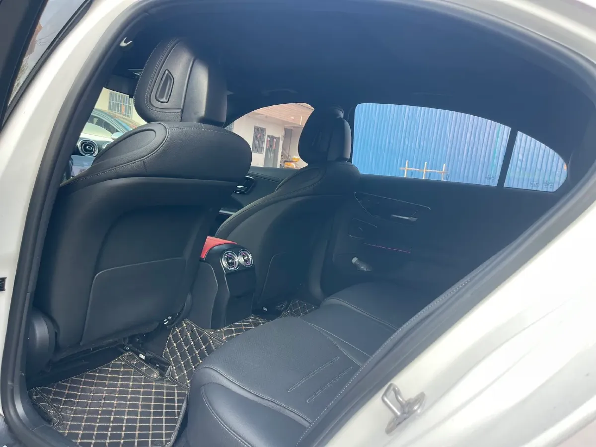 2024 Mercedes-Benz C Class 1.5T 204HP L4 9AT,autocango,china used car exporter,china ev exporter,chinese used car exporter,chinese used ev exporter