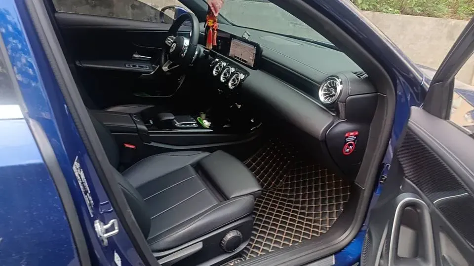 2022 Mercedes-Benz A Class 1.3T 163HP L4 7DCT,autocango,china used car exporter,china ev exporter,chinese used car exporter,chinese used ev exporter