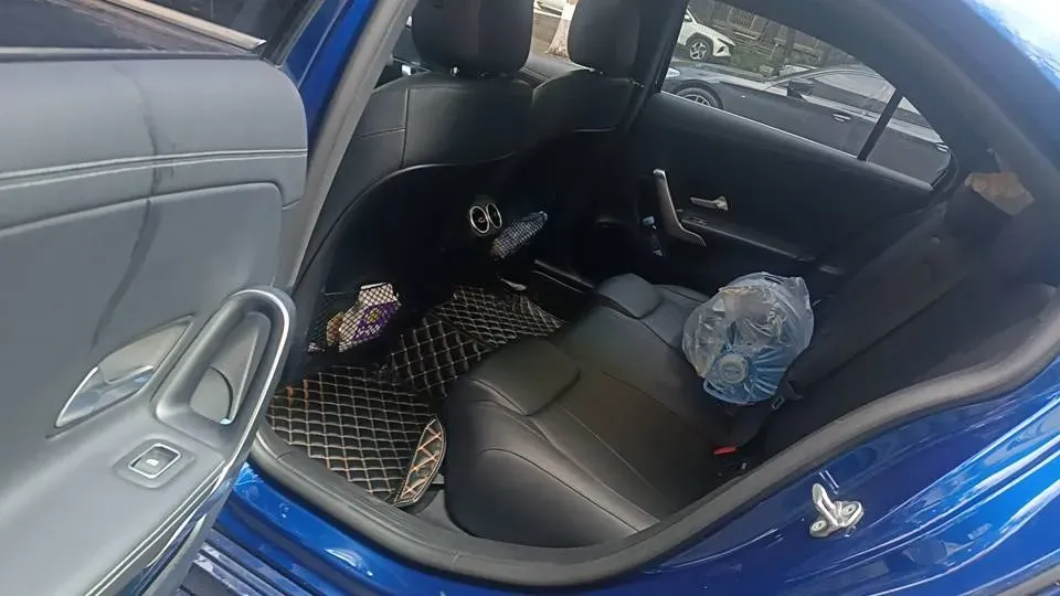 2022 Mercedes-Benz A Class 1.3T 163HP L4 7DCT,autocango,china used car exporter,china ev exporter,chinese used car exporter,chinese used ev exporter