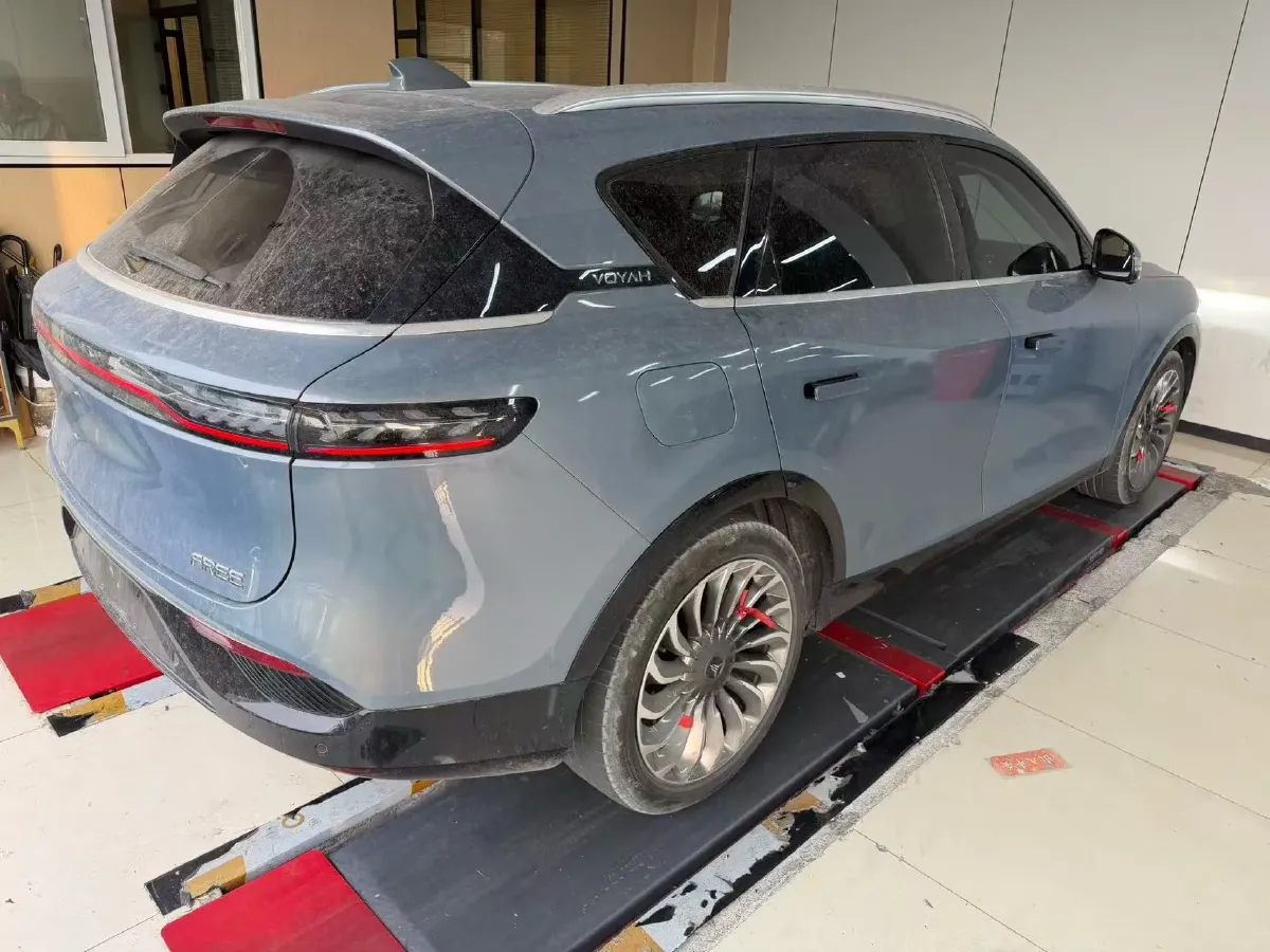 2021 Voyah FREE Range Extended 109HP REEV 33KWH,autocango,china used car exporter,china ev exporter,chinese used car exporter,chinese used ev exporter