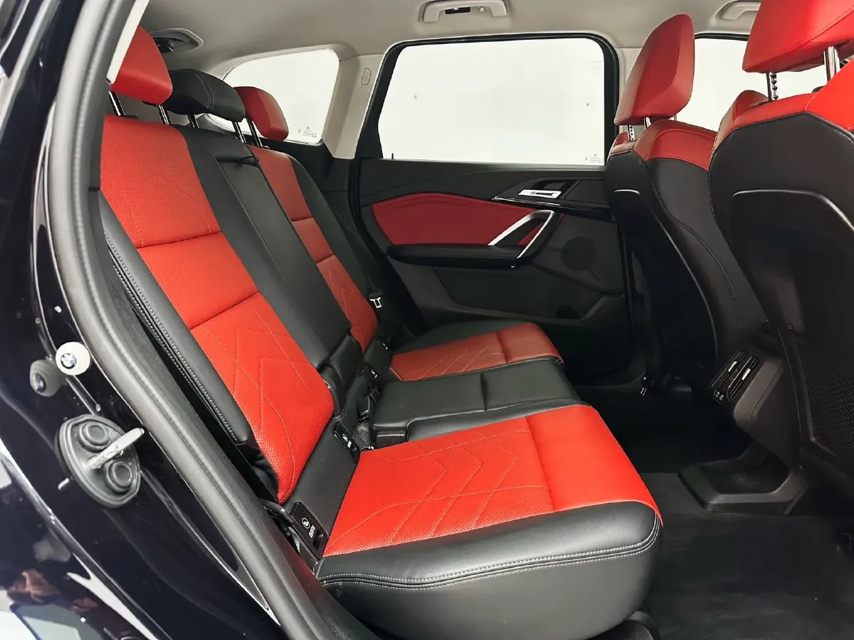 2023 BMW X1 1.5T 156HP L3 7DCT,autocango,china used car exporter,china ev exporter,chinese used car exporter,chinese used ev exporter