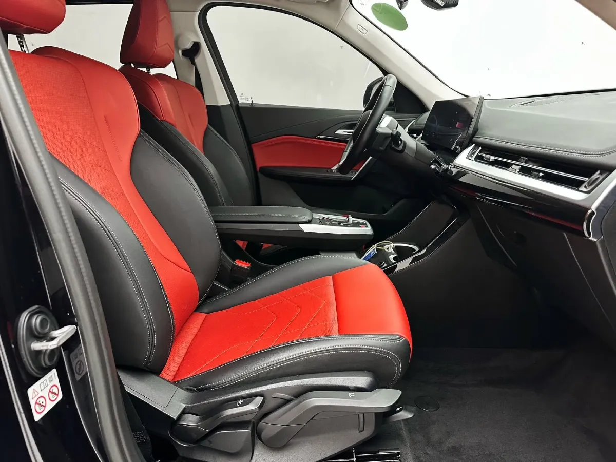 2023 BMW X1 1.5T 156HP L3 7DCT,autocango,china used car exporter,china ev exporter,chinese used car exporter,chinese used ev exporter