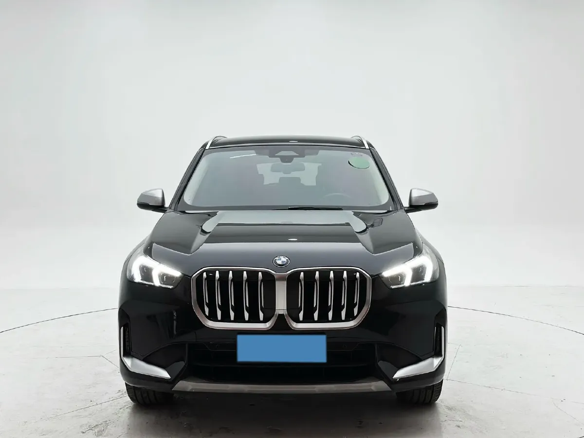 2023 BMW X1 1.5T 156HP L3 7DCT,autocango,china used car exporter,china ev exporter,chinese used car exporter,chinese used ev exporter