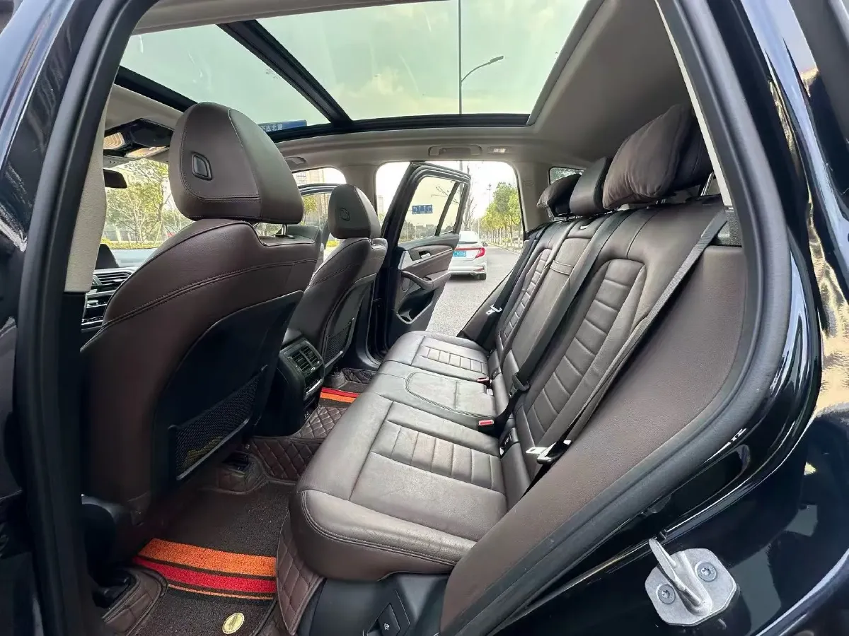 2021 BMW X3 2.0T 224HP L4 8AT,autocango,china used car exporter,china ev exporter,chinese used car exporter,chinese used ev exporter