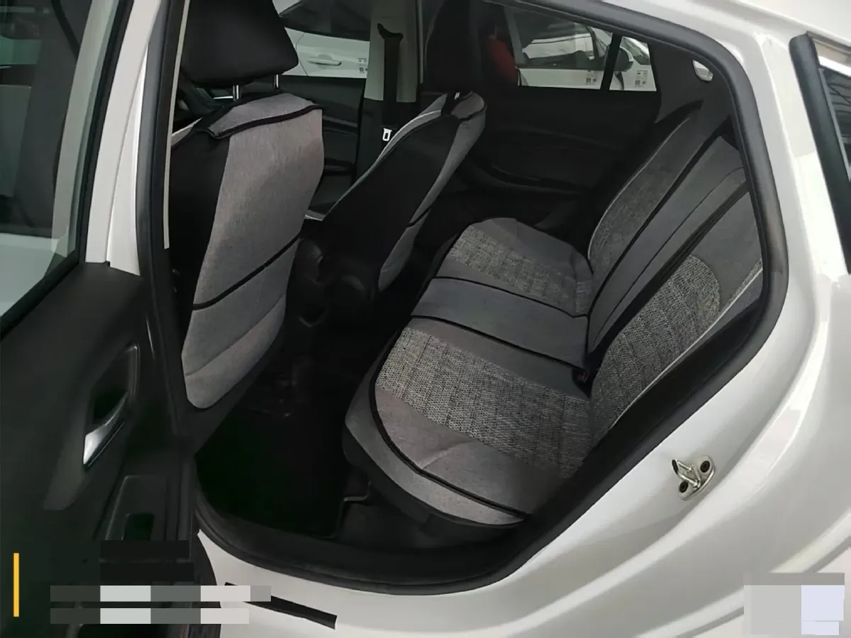 2023 MG 5 1.5L 129HP L4 5MT,autocango,china used car exporter,china ev exporter,chinese used car exporter,chinese used ev exporter