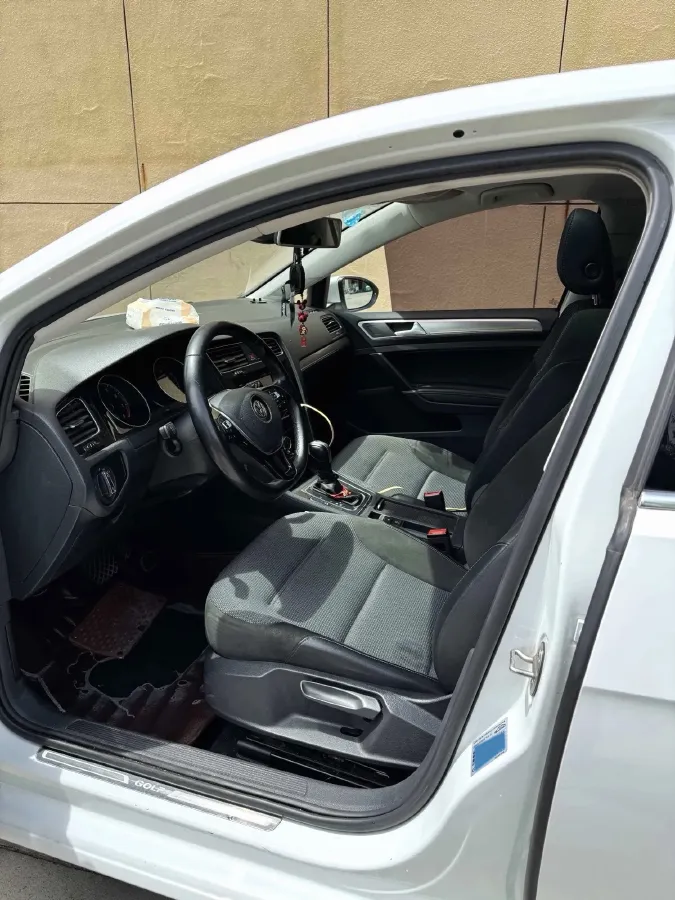 2020 Volkswagen Golf 1.4T 150HP L4 7DCT,autocango,china used car exporter,china ev exporter,chinese used car exporter,chinese used ev exporter